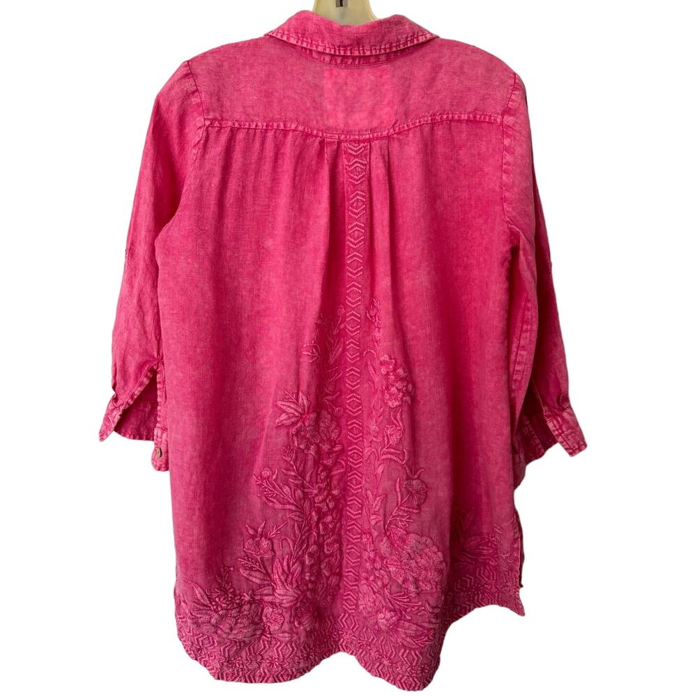 Chic Fuchsia Embroidered Blouse